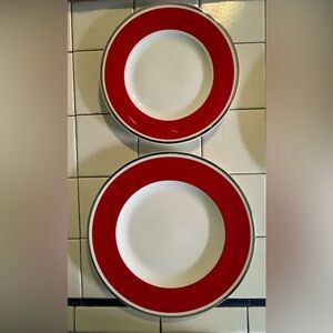 NWT Villeroy & Boch 2 Plates 10.5” Dinner & 9” Luncheon Anmut Red Prem Porcelain